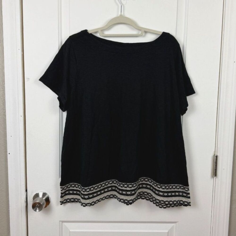 J. Jill Black Short Sleeve Top Embroidered Aztec Boho Hem Knit Tee